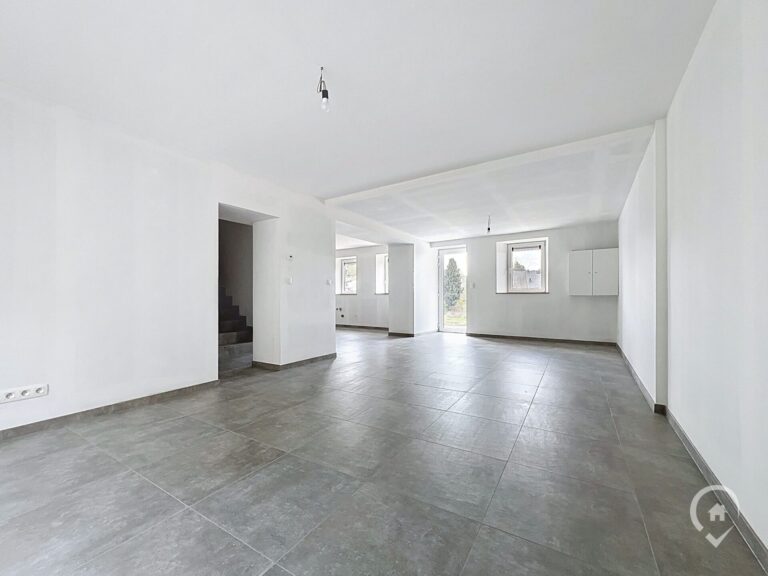 Condrogest - Maison totalement rénovée PEB A+ à vendre à Willerzie