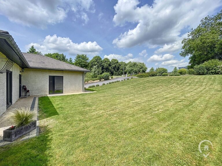 Condrogest - VENDU !!! Rare maison de plain-pied dans un quartier prisé