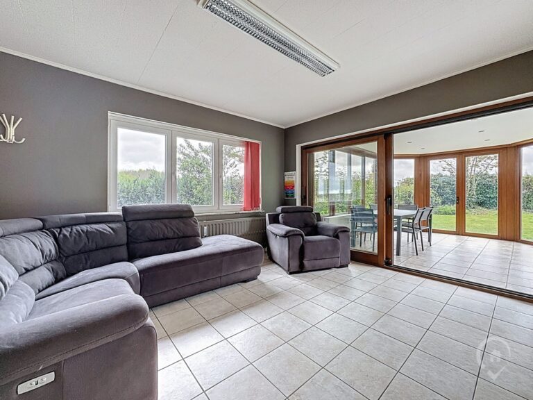 Condrogest - Villa de 200m² habitables 4 chambres à vendre à Dinant