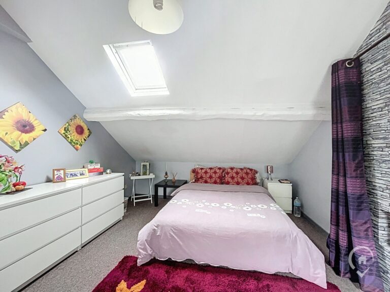 Condrogest - Maison 2 chambres à vendre au centre de Ciney