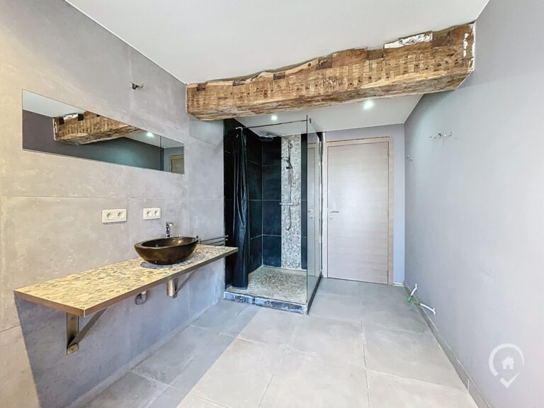 Condrogest - Immeuble à vendre au centre-ville de Ciney