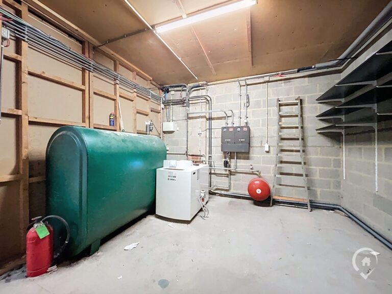 Condrogest - Immeuble à vendre au centre-ville de Ciney