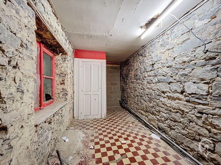 Condrogest - Immeuble à vendre au centre-ville de Ciney