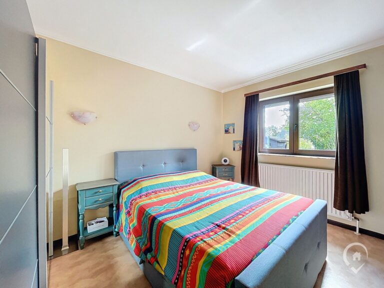 Condrogest - SOUS OPTION !!! Agréable maison de 4 chambres