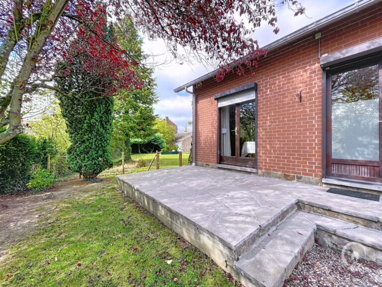 Condrogest - SOUS OPTION !!! Agréable maison de 4 chambres