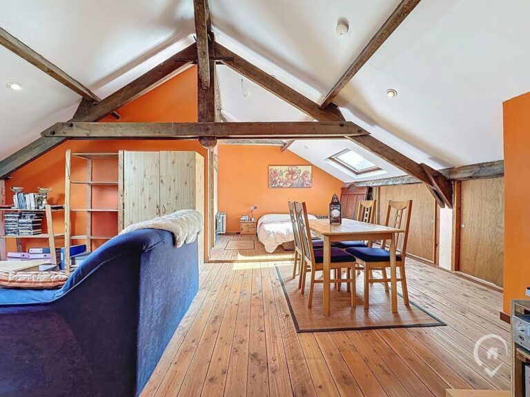 Condrogest - SOUS OPTION !!! Maison 4 façades 5 chambres à vendre à Marche-en-Famenne