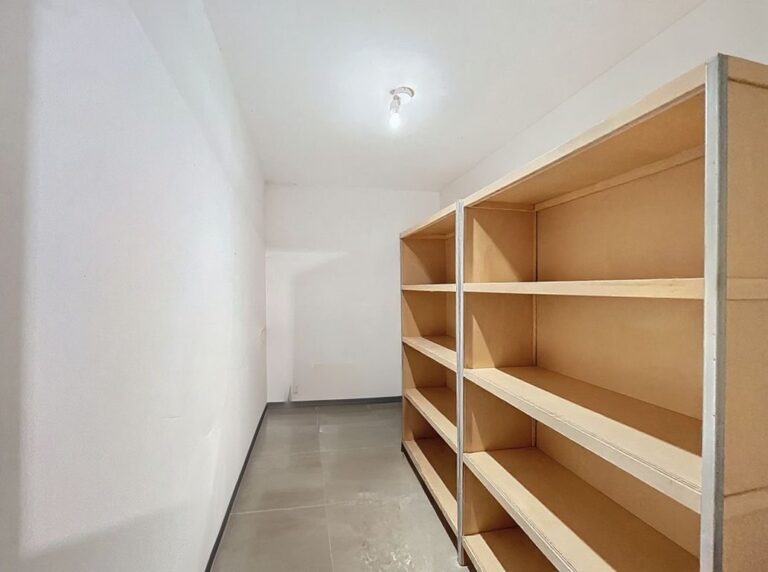 Condrogest - SOUS OPTION !!! Maison en pierre 3 chambres à vendre à Ohey