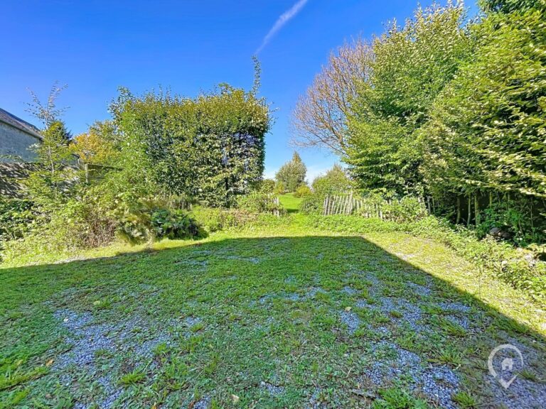 Condrogest - SOUS OPTION !!! Maison en pierre 3 chambres à vendre à Ohey