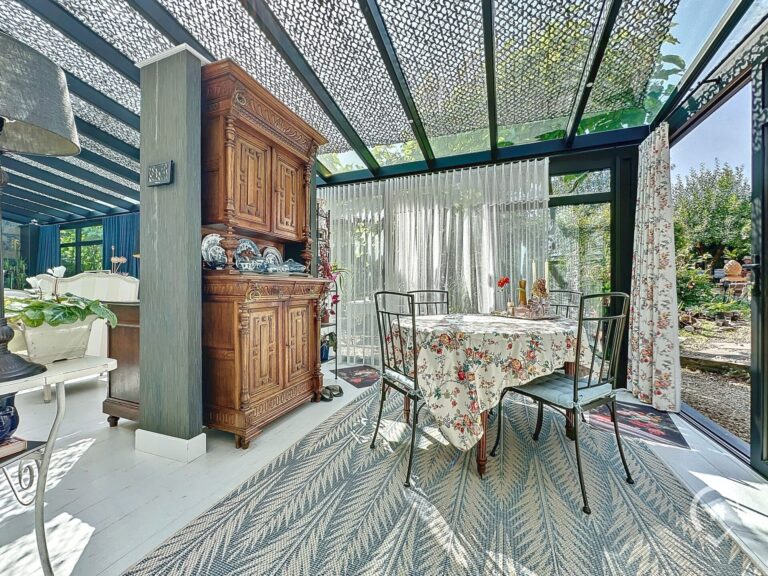 Condrogest - Villa à Naomé à vendre