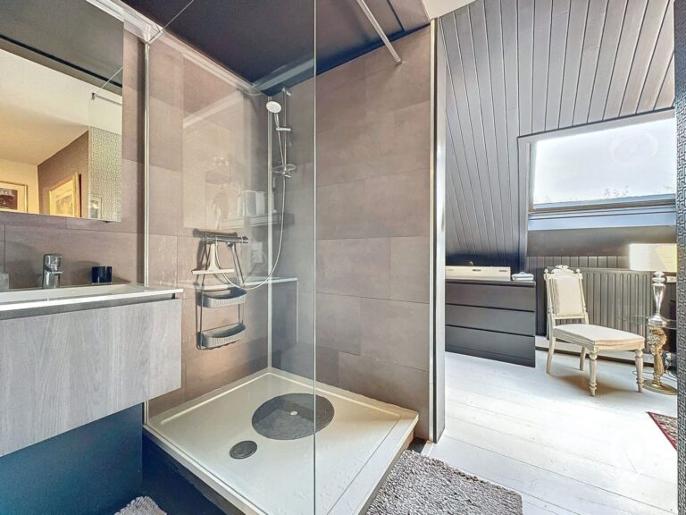 Condrogest - Villa à Naomé à vendre