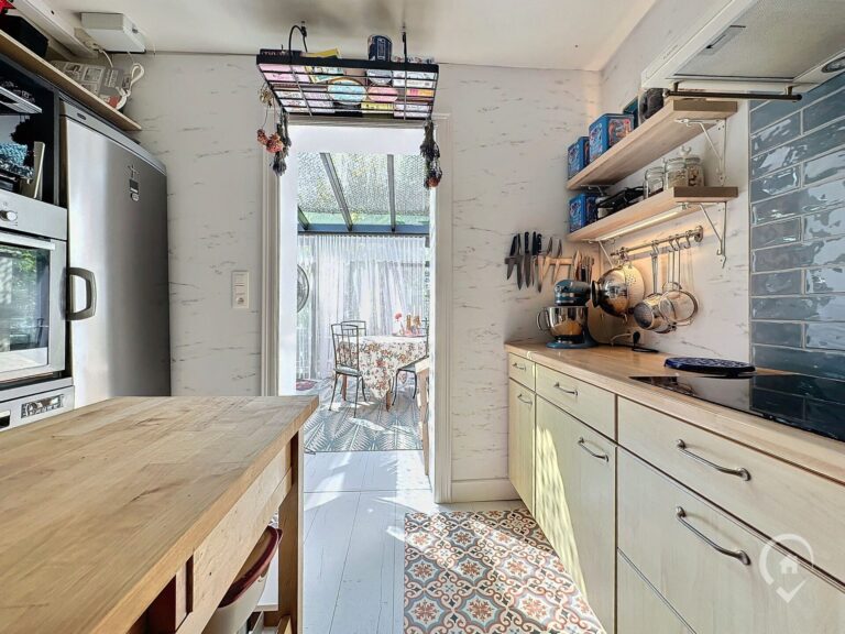 Condrogest - Villa à Naomé à vendre