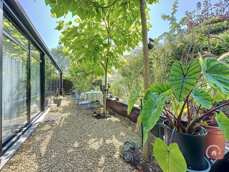 Condrogest - Villa à Naomé à vendre