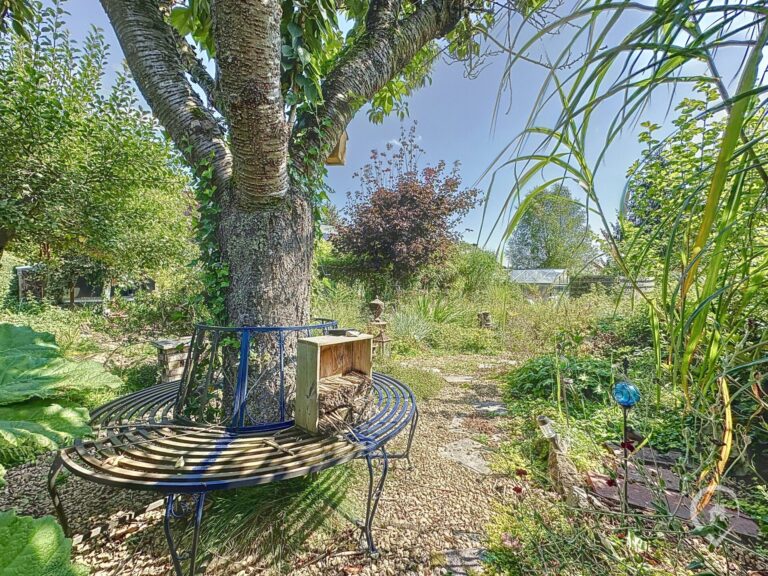 Condrogest - Villa à Naomé à vendre