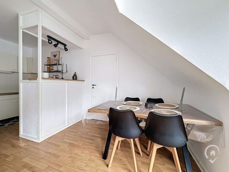 Condrogest - Appartement de 85m² à vendre  au centre de Dinant
