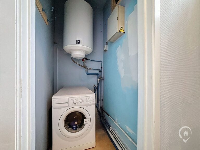 Condrogest - Appartement de 85m² à vendre  au centre de Dinant