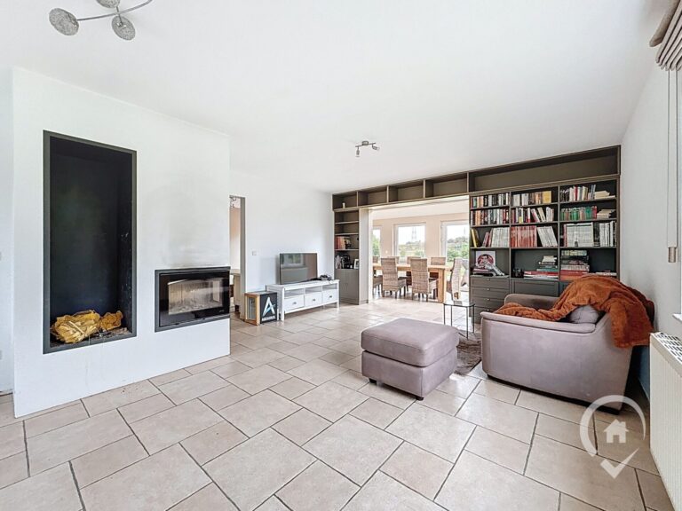 Condrogest - Spacieuse et lumineuse villa à Mesnil-Saint-Blaise