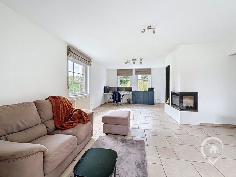 Condrogest - Spacieuse et lumineuse villa à Mesnil-Saint-Blaise