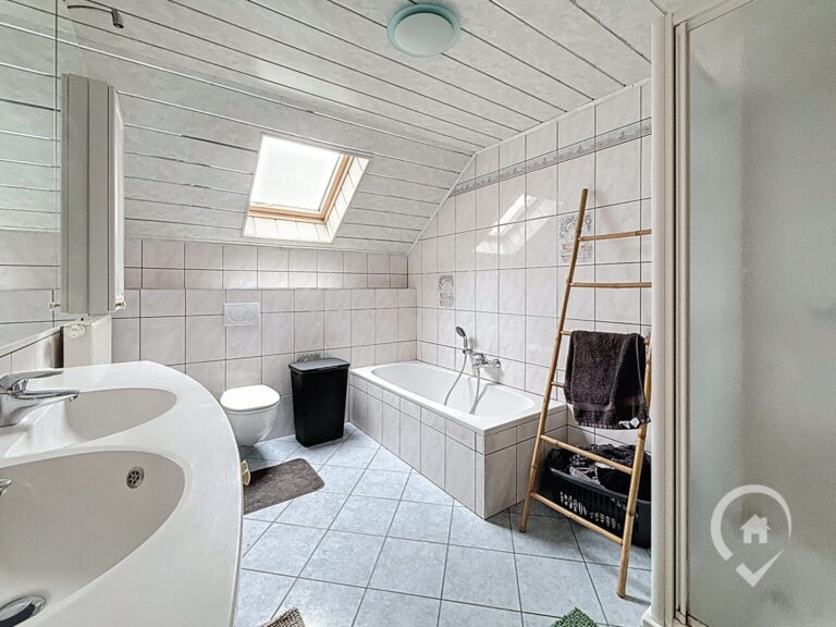 Condrogest - Spacieuse et lumineuse villa à Mesnil-Saint-Blaise