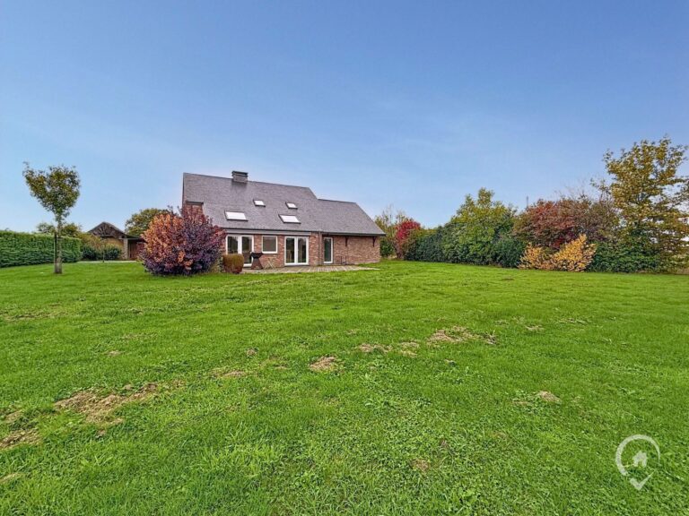 Condrogest - Spacieuse et lumineuse villa à Mesnil-Saint-Blaise