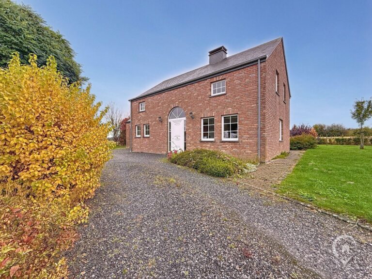 Condrogest - Spacieuse et lumineuse villa à Mesnil-Saint-Blaise