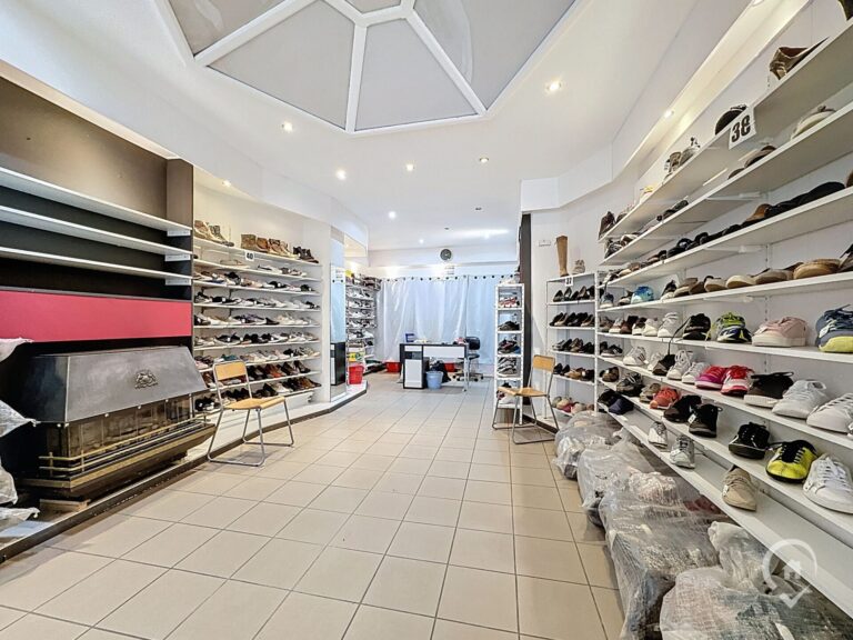 Condrogest - Immeuble de rapport 6 unités à vendre à Dinant