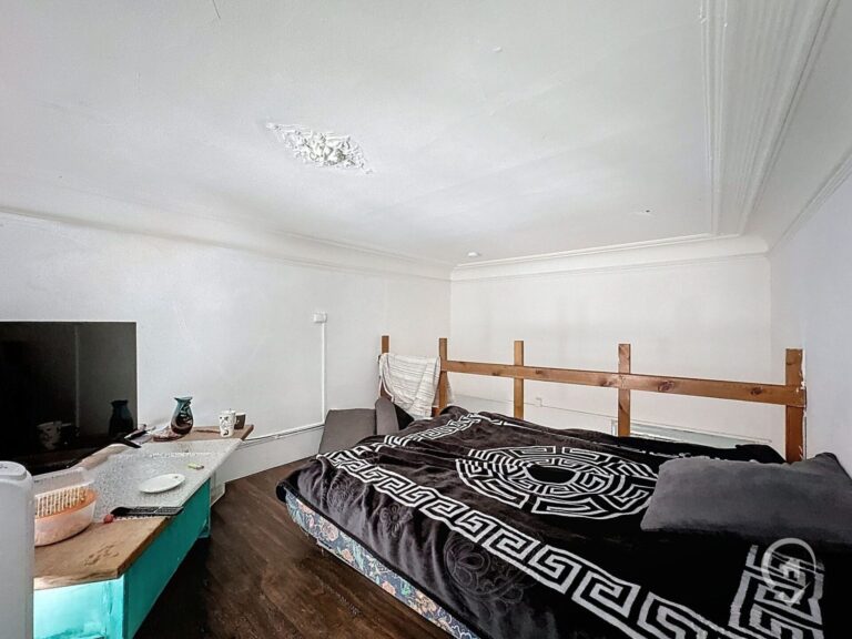 Condrogest - Immeuble de rapport 6 unités à vendre à Dinant