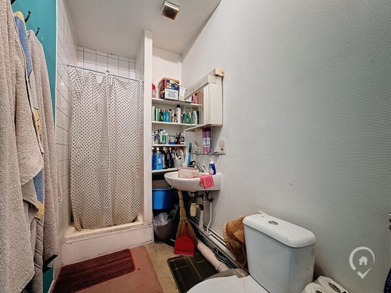 Condrogest - Immeuble de rapport 6 unités à vendre à Dinant