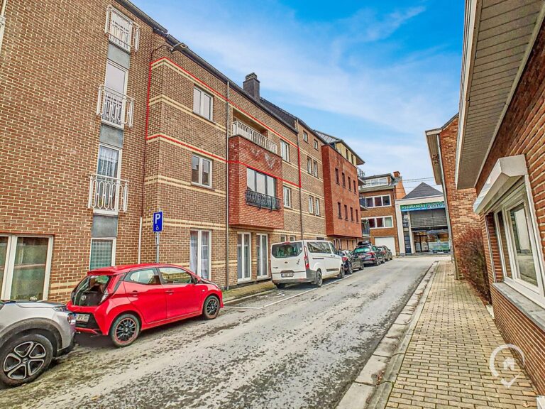 Condrogest - Appartement 2 chambres à louer en plein centre de Ciney