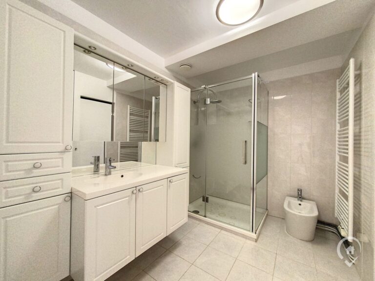 Condrogest - Appartement bord de Meuse 2 chambes à louer à Dinant