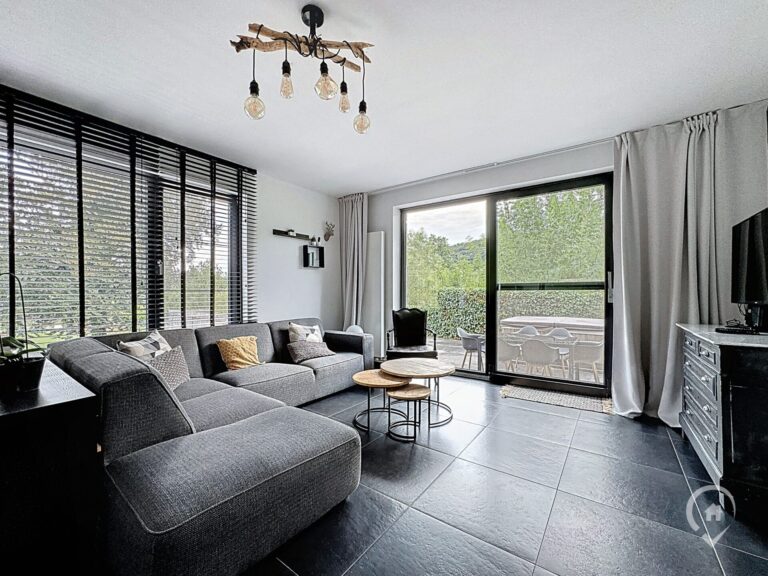 Condrogest - Maison 3 chambres rénovée intérieurement, à vendre à Yvoir