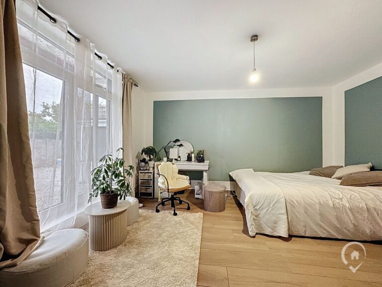 Condrogest - Maison 3 chambres rénovée intérieurement, à vendre à Yvoir