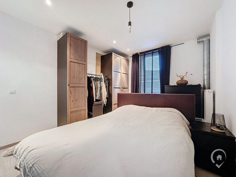 Condrogest - Maison 3 chambres rénovée intérieurement, à vendre à Yvoir