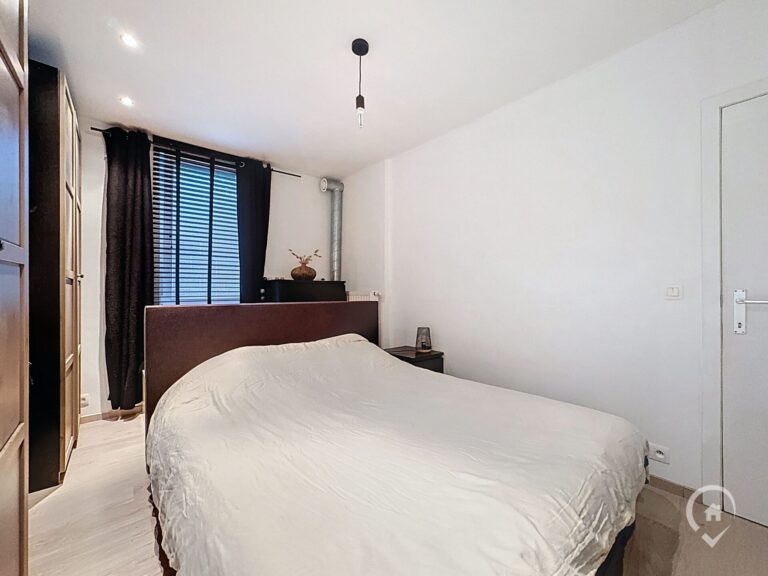 Condrogest - Maison 3 chambres rénovée intérieurement, à vendre à Yvoir