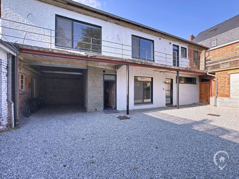 Condrogest - Maison 3 chambres rénovée intérieurement, à vendre à Yvoir