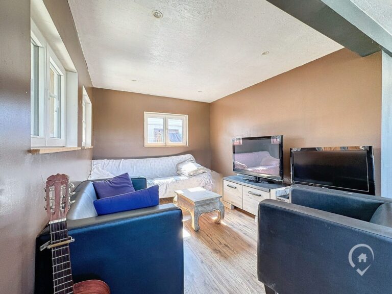 Condrogest - Chalet à vendre à la Gayolle - Yvoir