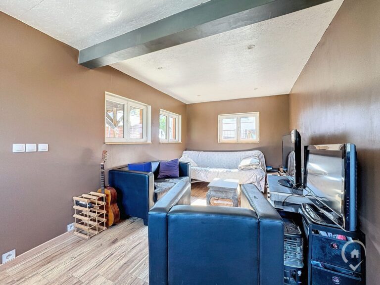 Condrogest - Chalet à vendre à la Gayolle - Yvoir