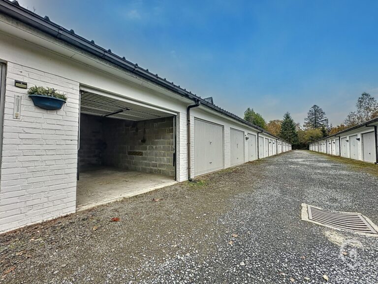 Condrogest - VENDU- Box garage  à vendre à Nassogne