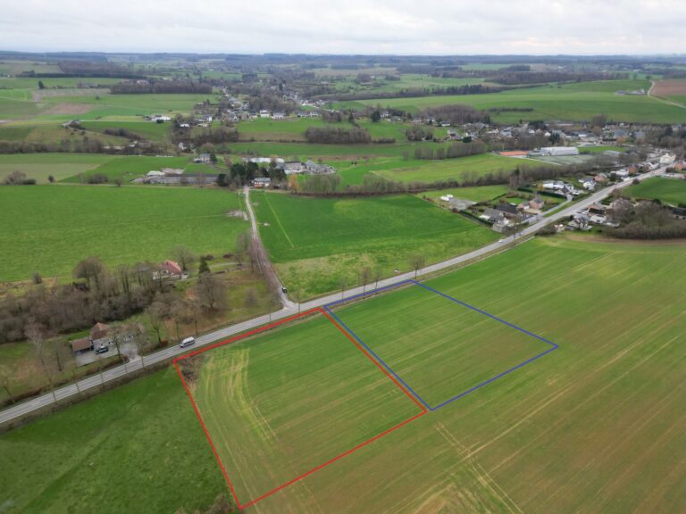 Condrogest - Grand terrain de 33,90 ares à Hamois (divisible au choix)