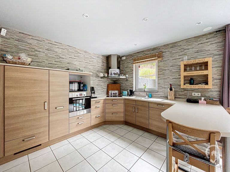 Condrogest - Belle maison 3 chambres à vendre à Ciney