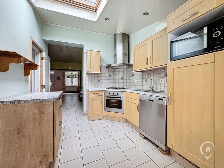 Condrogest - Maison 3 chambres avec jardin et garage à vendre à Anseremme