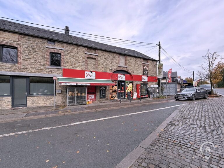 Condrogest - Bâtiment de 170 m² à vendre à Hamois