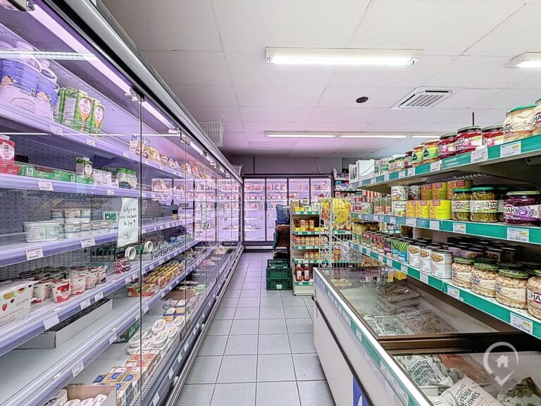 Condrogest - Bâtiment de 170 m² à vendre à Hamois