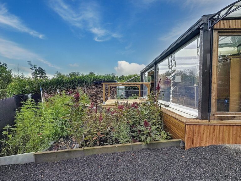 Condrogest - Chalet de 2022, 2 chambres à vendre à Hastière