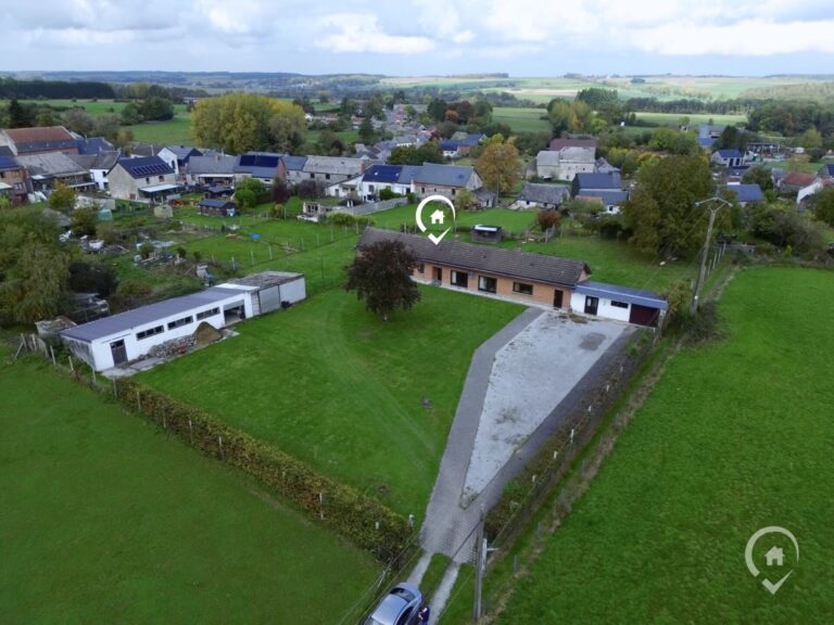 Condrogest - Villa et dépendances  à vendre sur une parcelle de 36 ares