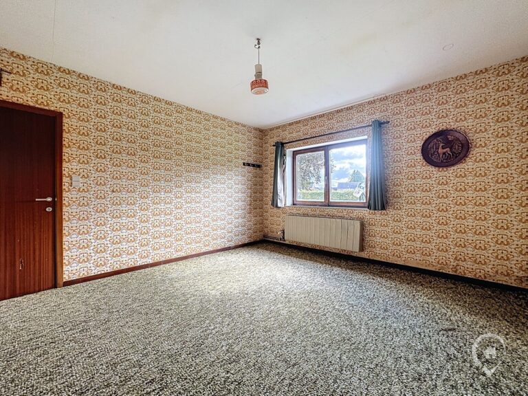 Condrogest - Villa et dépendances  à vendre sur une parcelle de 36 ares