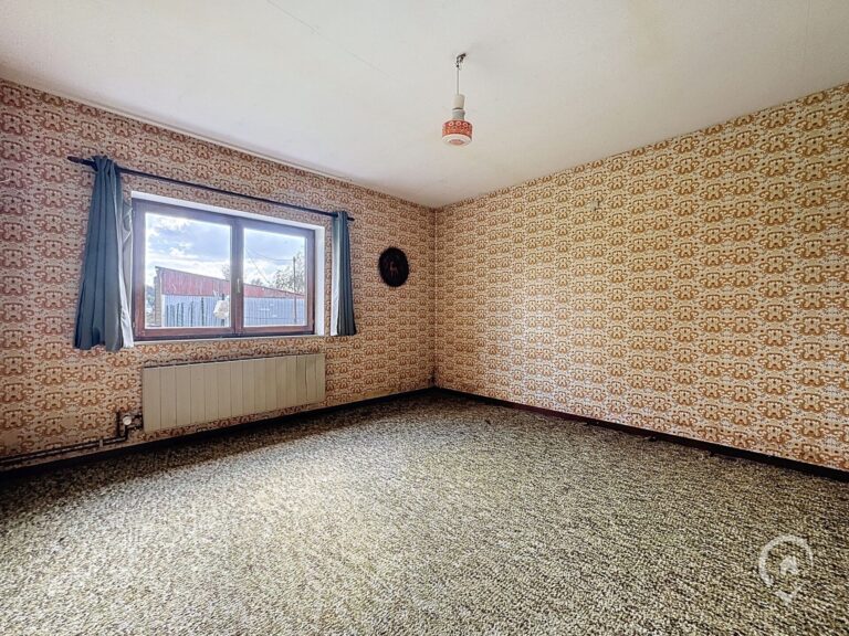 Condrogest - Villa et dépendances  à vendre sur une parcelle de 36 ares