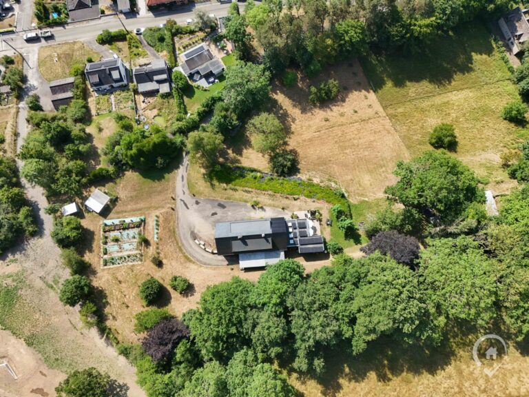 Condrogest - Superbe propriété sur + de 1HA 27A avec vue unique à Hamoir