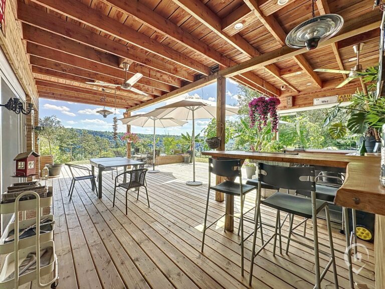 Condrogest - Superbe propriété sur + de 1HA 27A avec vue unique à Hamoir