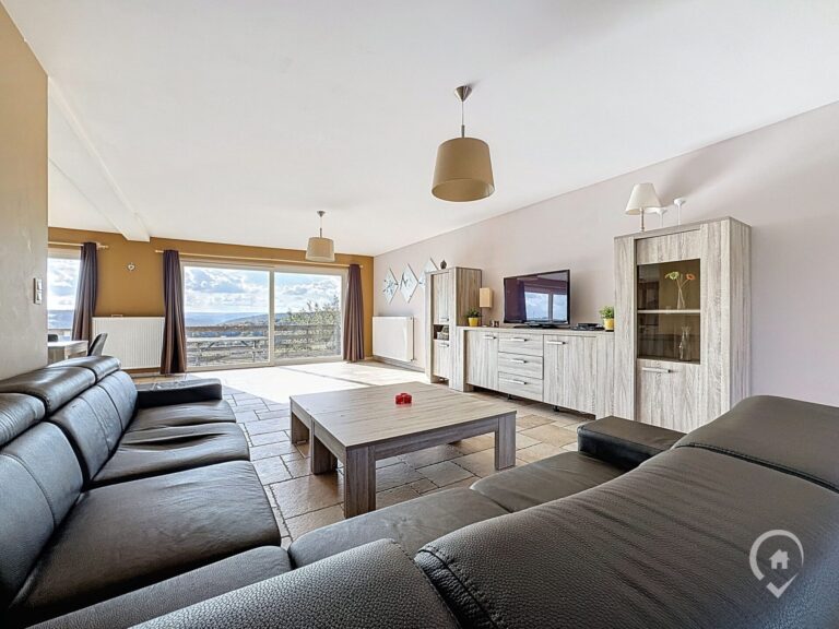 Condrogest - OPTION Villa 7 chambres avec vue à vendre à Hastière