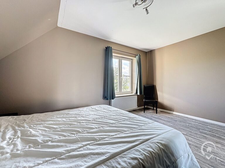 Condrogest - OPTION Villa 7 chambres avec vue à vendre à Hastière